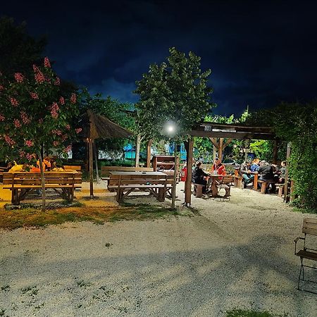 Marina Park Motel Vama Veche Exterior foto